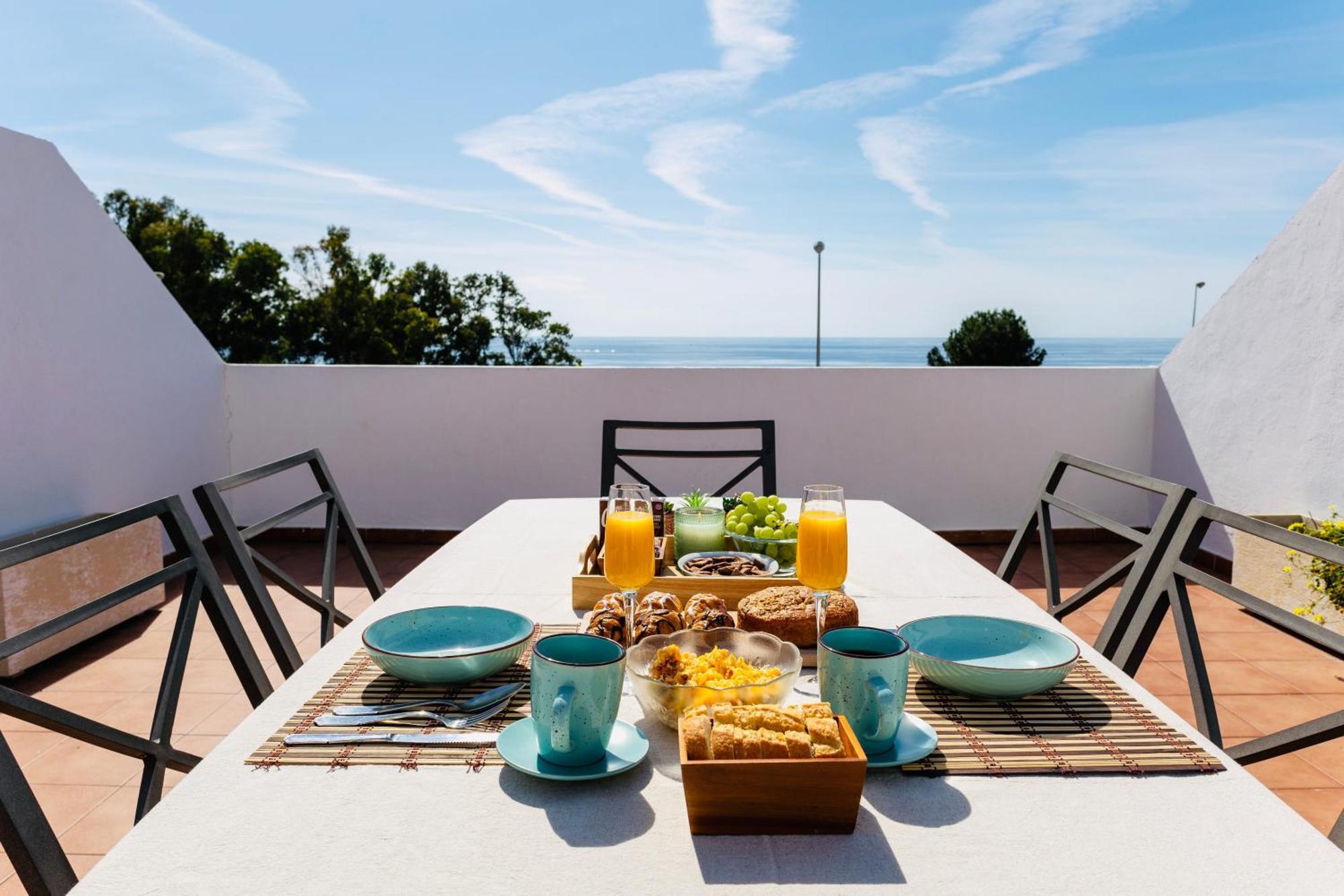 Frente A La Playa Apartamento Boutique En Марбелья Экстерьер фото
